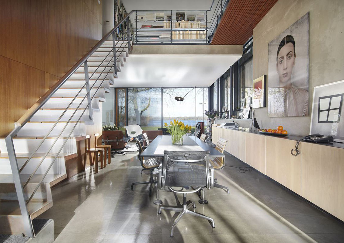 2014 03 13 A Tale of Two Houses.JPG